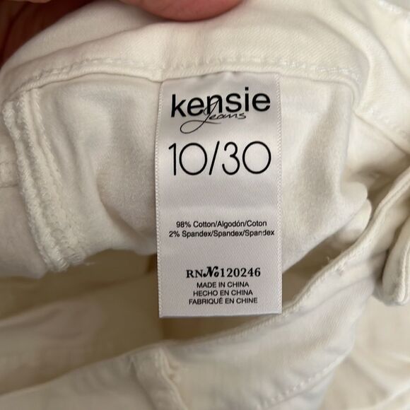 Kensie sz 10/30 off white denim crop pants raw hem with slits at side hem EUC - Picture 11 of 13